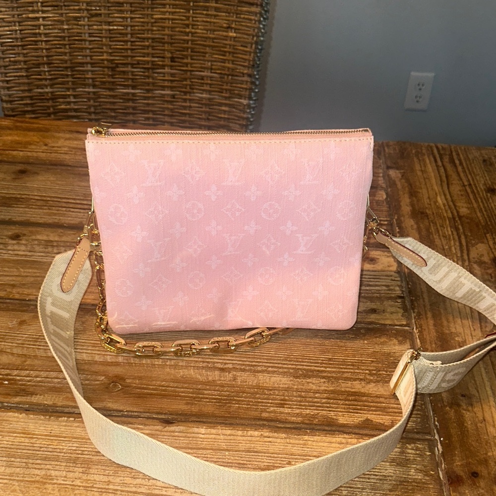 Louis Vuitton Pink Crossbody Bag - Monogram Canvas